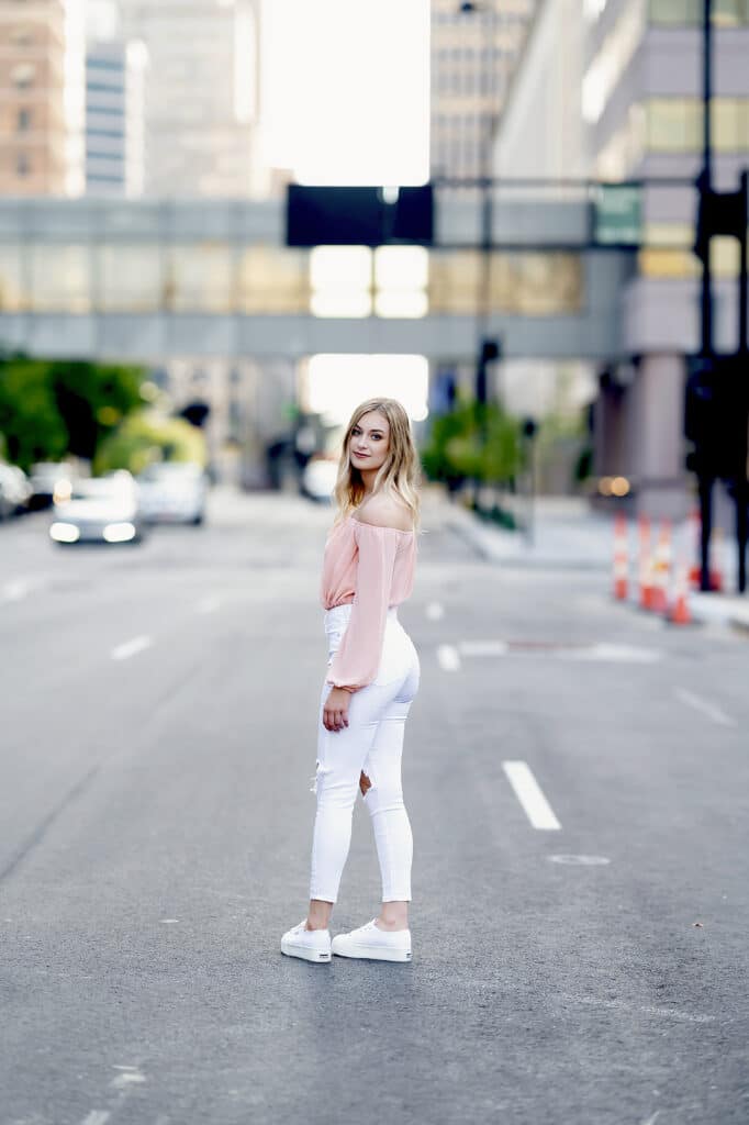 downtown cincinnati senior portrait session