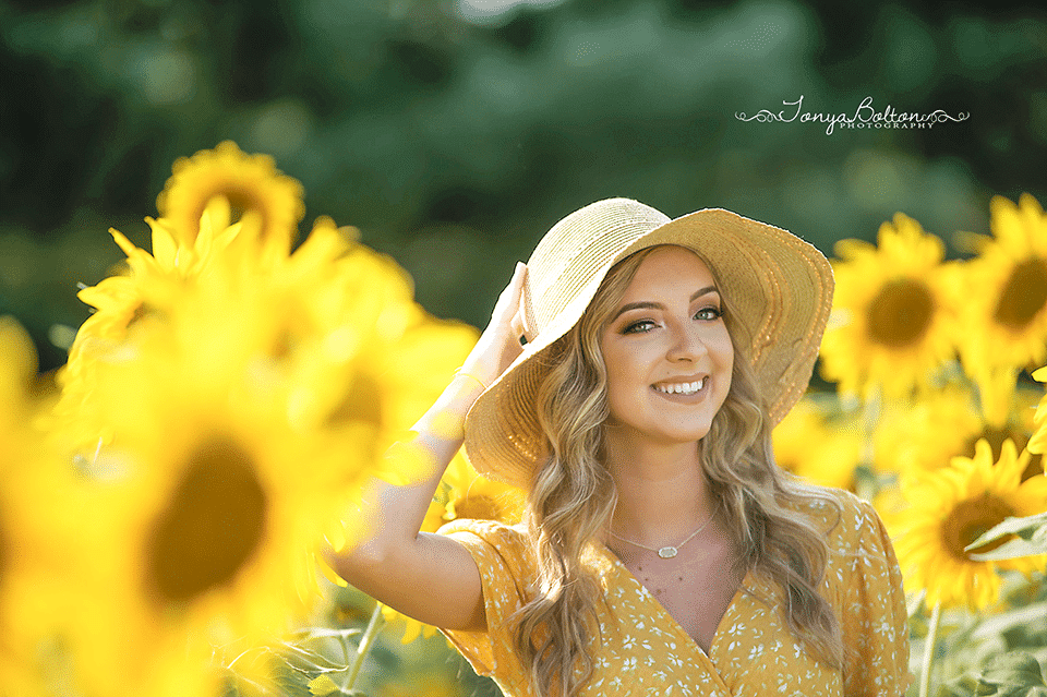 Senior Portraits In A Sunflower Field | East Central High School